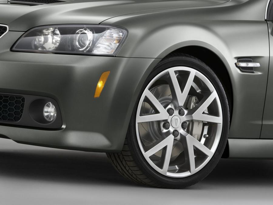  Pontiac G8 2008 года  (фото 57 из 85)